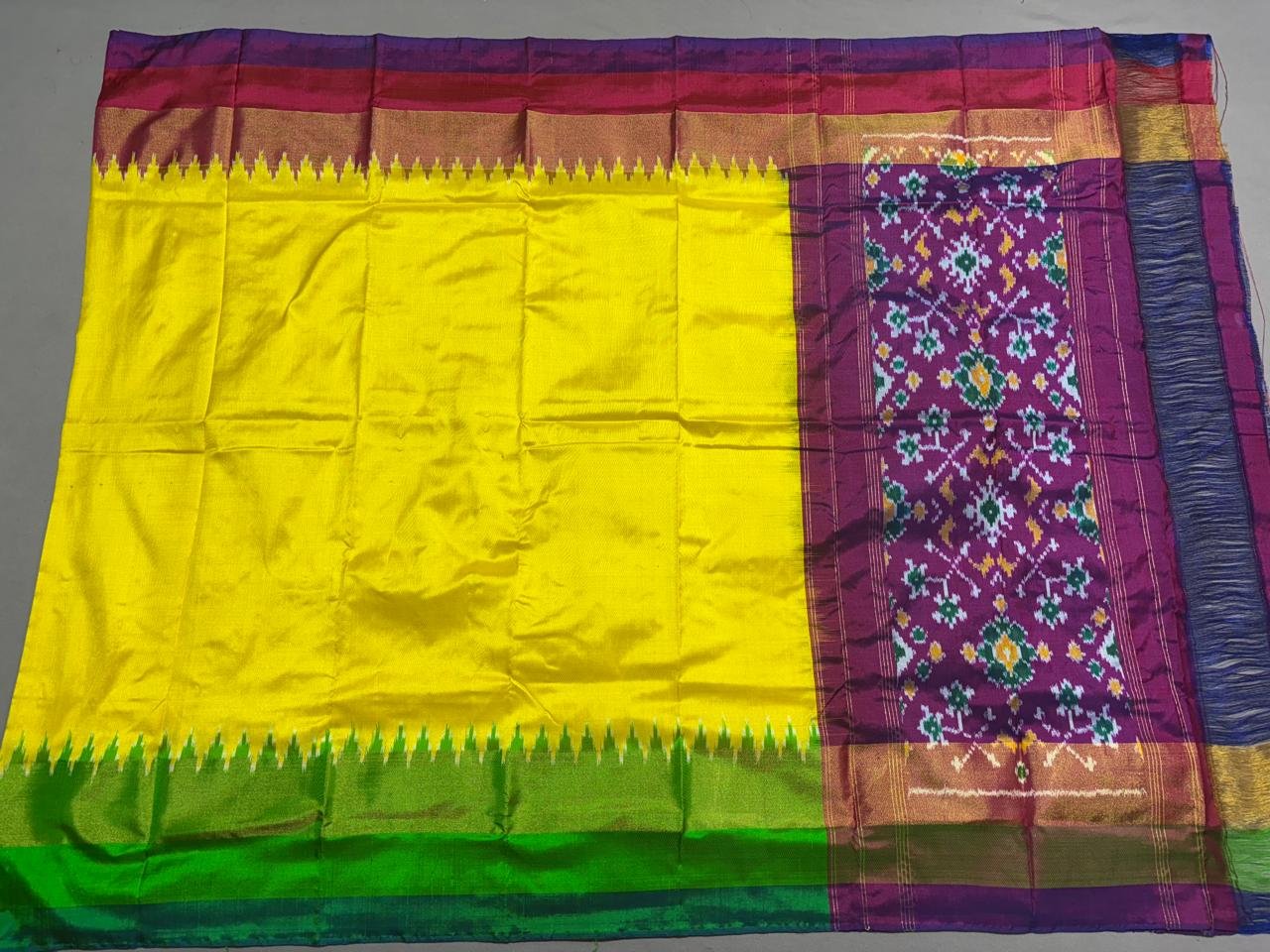 Ikat Dupatta - PSSIN16-ISDPCEIDC-06