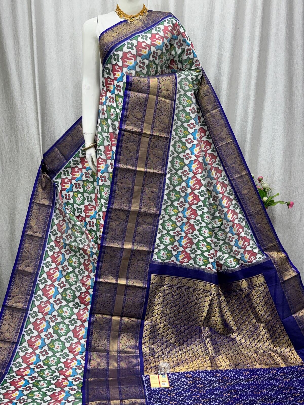 Kanchi Border Ikat - PASKN19-KBRPISEDC-02