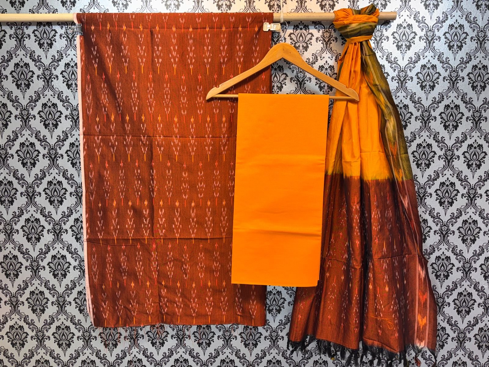 Salwar Set - PKHSN25-SCSMCISSD-01